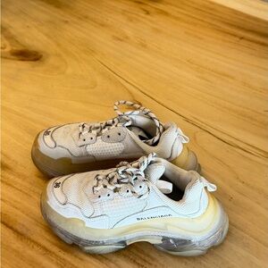 Balenciaga Cream and Gray Chunky Sneakers